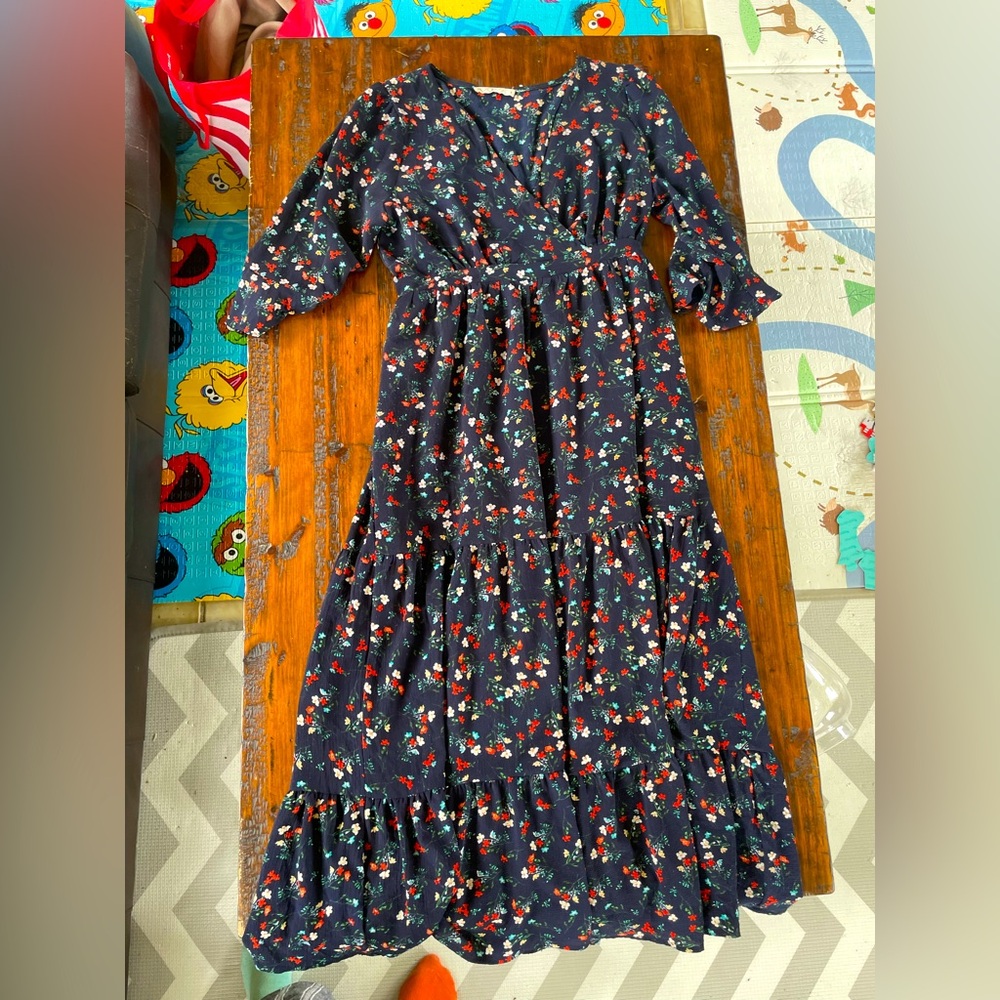 Floral Maxi Dress with 3/4 Sleeves